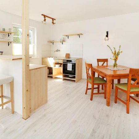 Lutow Ferienwohnung Naturparadies Gnitz מראה חיצוני תמונה